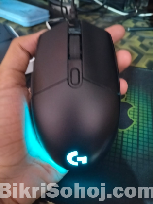 Logitech G102 1300 taka only. market price 2000tk